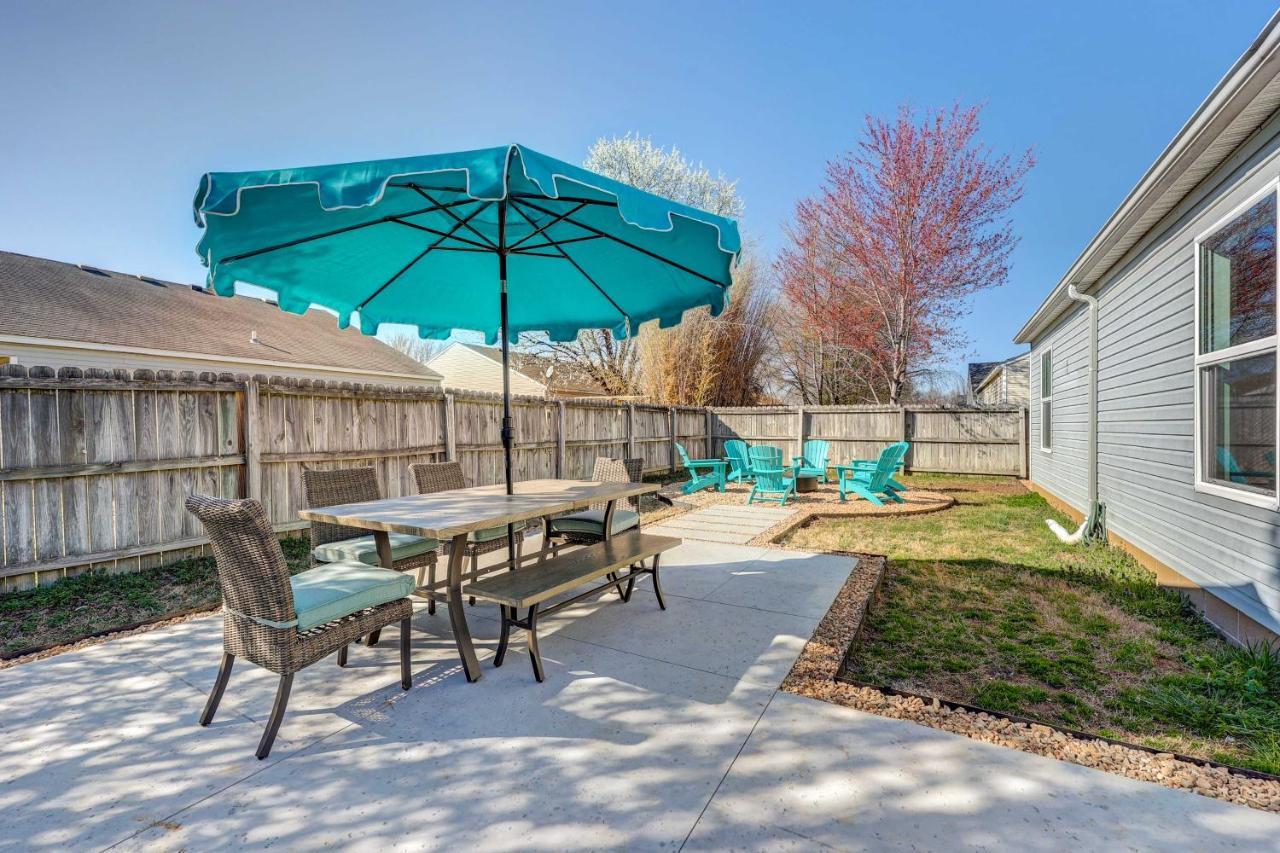 Chic Bentonville Home With Patio And Fire Pit! מראה חיצוני תמונה