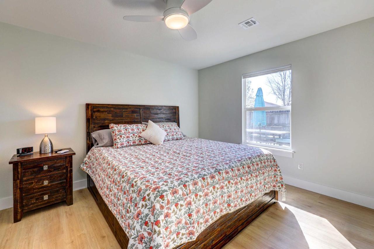 Chic Bentonville Home With Patio And Fire Pit! מראה חיצוני תמונה